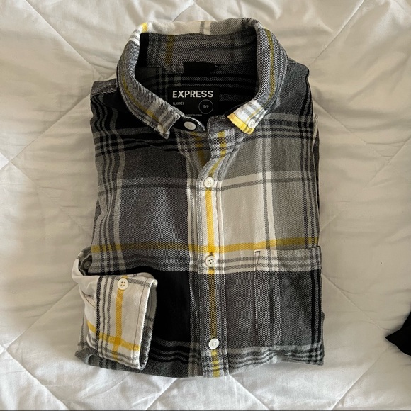 Express Plaid Flannel button down. EUC - Picture 8 of 8